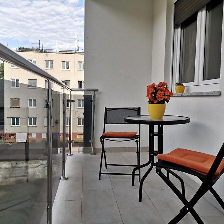 Ferienwohnung Eugenia Pula Exterior foto